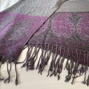 Gray and purple cashmere scarf